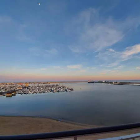 Marina Breeze Apartment Torrevieja