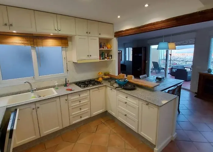 דירה Marina Breeze