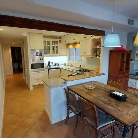 Marina Breeze Apartamento